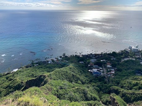 ◇ハワイ現地リポート◇2022年のダイヤモンドヘッドを登る | リビング