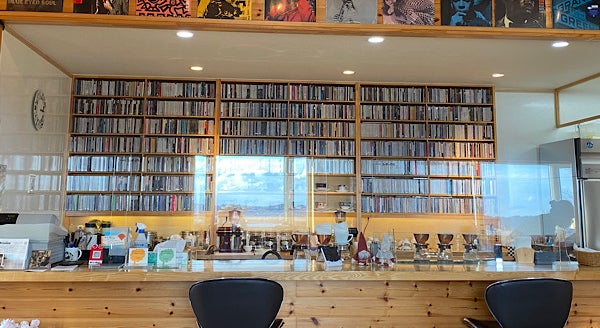 コロポックル 絶景！ジャズ喫茶「コロポックル」で至福の時間【伊豆沼】 | リビング