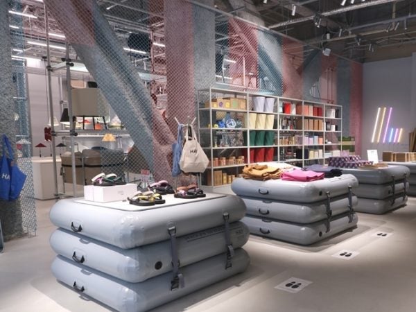 中之島で話題のスポット訪問〈2〉 デンマーク発のインテリアプロダクト