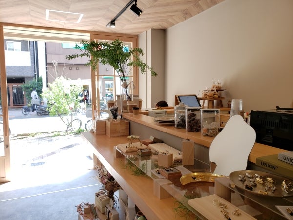 高円寺 子供服とネイルサロンのある Taw タウ で過ごすコーヒータイム リビングむさしのweb