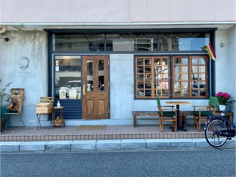 南流山のおしゃれな Kiji Cafe キジカフェ は オーナー夫妻が手がけたくつろぎの空間 リビングかしわweb