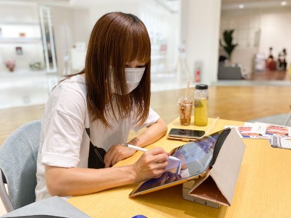 グラハム子さんや人気クリエイターに会える似顔絵イベントでアート体験 リビングメイト おでかけ 愉しい生活のおとも リビングメイト リビングくらしナビ