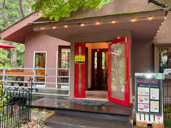 廿日市市栗栖 ドライブに是非 山の中の渓流絶景カフェへ Rock S Cafe ロックスカフェ リビング広島web