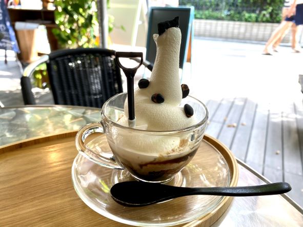 吉祥寺 吉祥寺シアターの穴場カフェ テラスでビール アイスクリーム 吉祥なおきち リビングむさしのweb