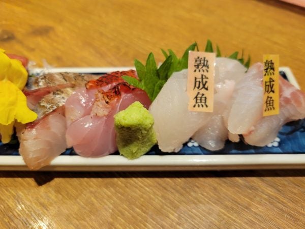 梅田 名物熟成魚と明石直送の新鮮魚を食べ比べ 地魚食堂 鯛之鯛 梅田店 居酒屋 リビング大阪web