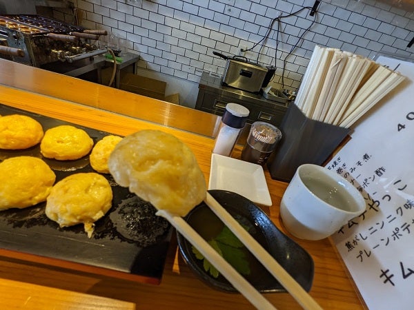 兵庫県のあのフワトロ鉄板料理が松山で味わえる『明石焼き蛸松本店』 | リビングえひめWeb