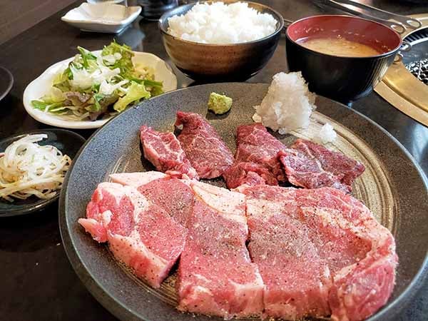 柏 8月も元気に やわらか和牛 食べ比べランチ 焼肉処くらちゃん リビングかしわweb