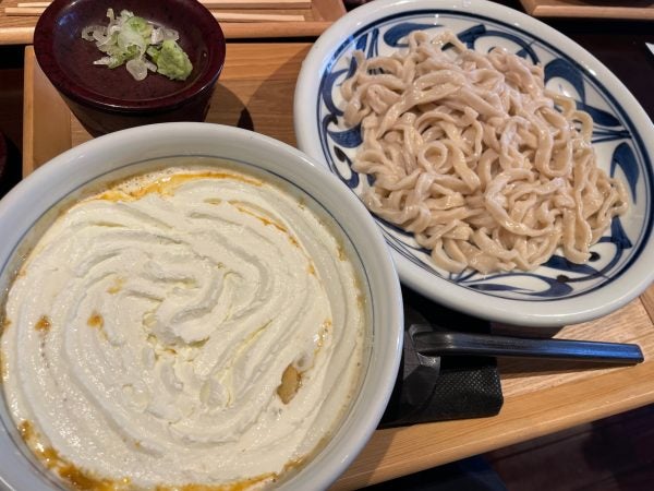 宇都宮 え 白いカレーうどん 氏家うどん食堂 百次郎 居酒屋 リビング栃木web
