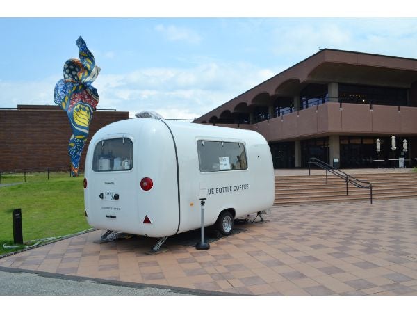 大濠公園 Blue Bottle Coffee Truck In九州 リビングふくおか 北九州web
