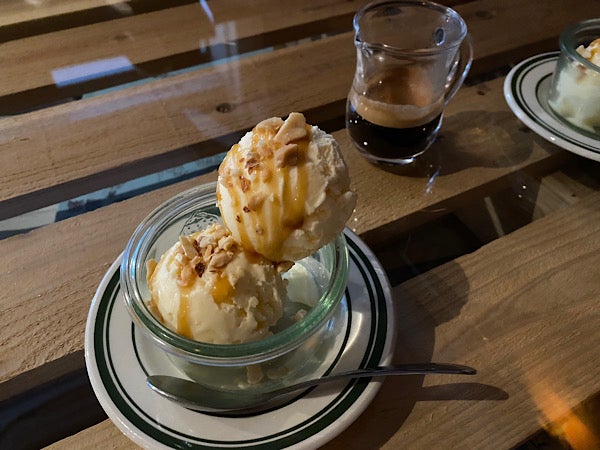 西梅田 おしゃれに寛げる空間 ニト コーヒー アンド クラフトビア 居酒屋 リビング大阪web