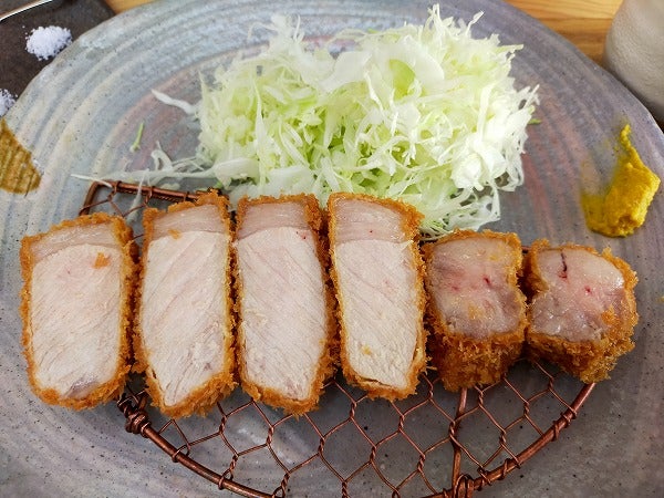 とんかつ専門店『tonkatsu.jp表参道（トンカツドットジェイピー）』で