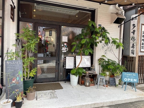 茨木 フルーツ好き必見 カフェレードル の季節限定パンケーキ リビング北摂web