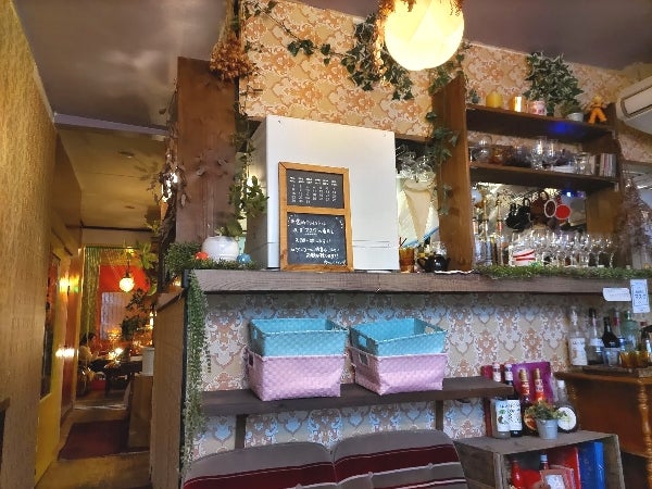 神戸元町 人気カフェ カフェデアゲンダ のチーズケーキ ハロウィンバージョン リビング兵庫web