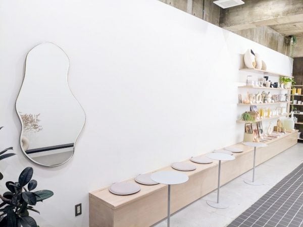 名古屋市中村区にオープンしたおしゃれ空間 Gemia でカンノーロ リビング名古屋web