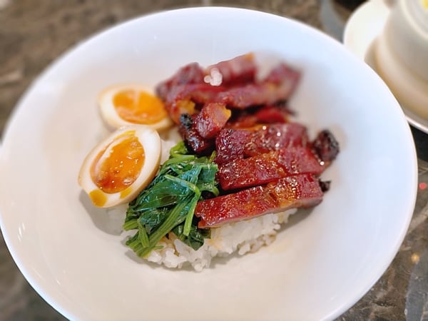 アウトレットの叉焼専門工場で食べる、買う「叉焼春(チャーシューメイ)」@深谷 | リビング埼玉Web