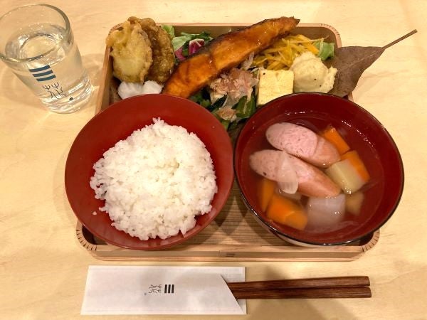三花（ミケ）　※日曜、月曜日休み>