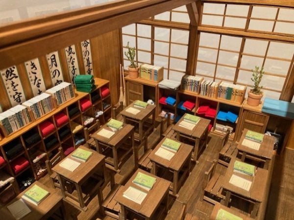 ♦一軒家ミニチュア♦　各階取り外し可能　昭和レトロ　詳細は写真ご参考に❗ 31382-1664-