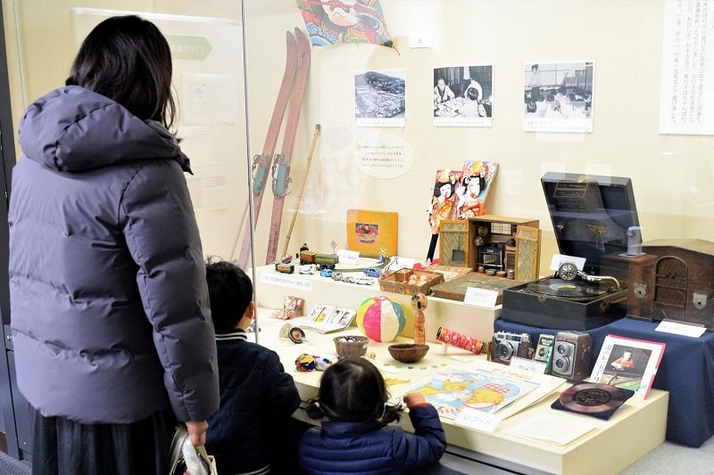 【箕面】 明治や昭和などの生活道具約100点!箕面市立郷土資料館企画展「むかしのくらしといまのくらし展」3月22日まで開催中|特集 ...