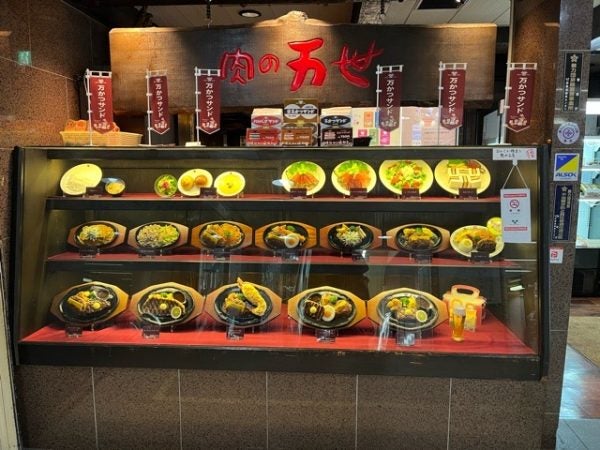 新橋】こだわりの肉料理を肉の万世で堪能 | リビング東京Web