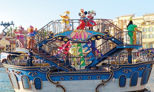 東京ディズニーシーの40周年スペシャル水上ショー＆グルメ｜特集