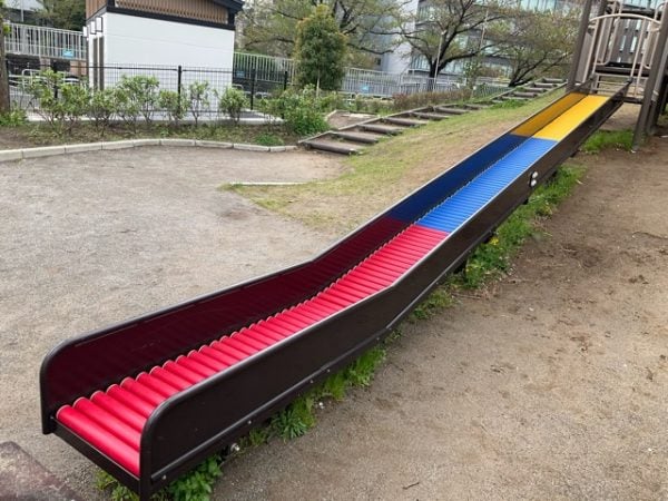 【門前仲町】長いローラー滑り台が楽しい！江東区立臨海公園 | リビング東京Web
