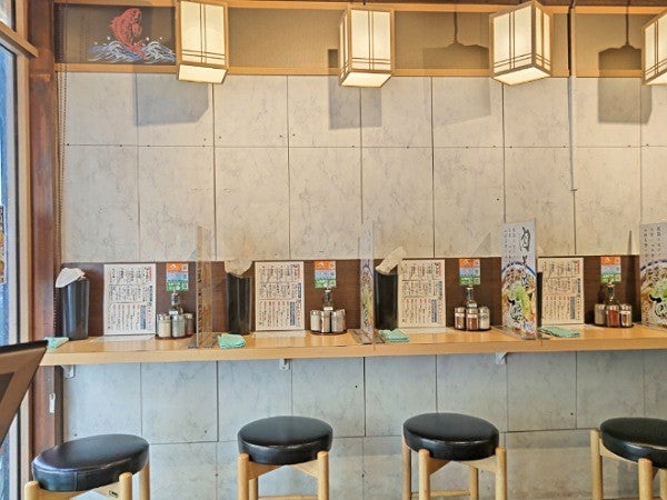 お値段以上！クセになる味【肉そば てノ字】勾当台公園駅近 | リビング