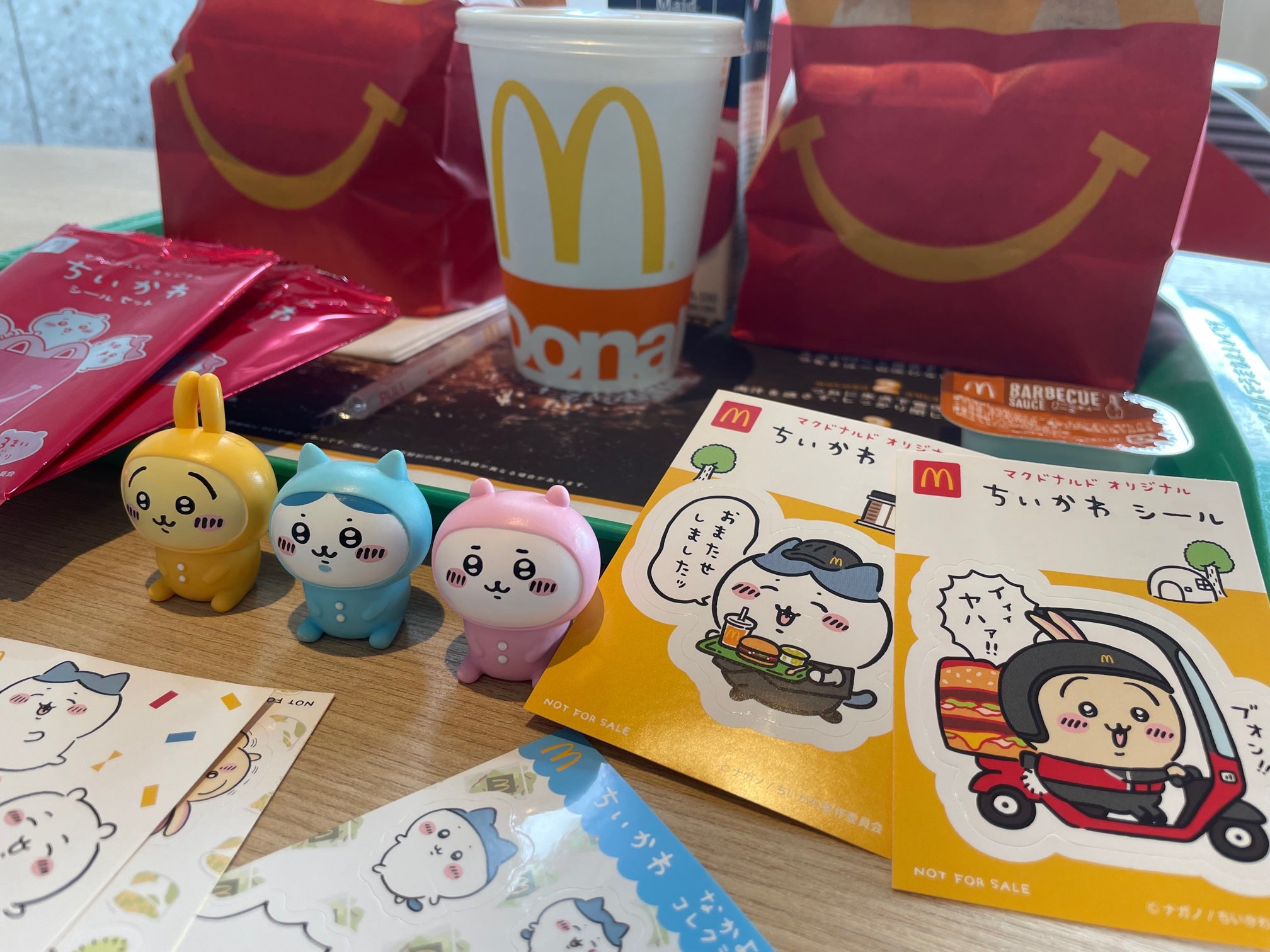 マクドナルド】「ちいかわ」がハッピーセットに初登場！ | リビング