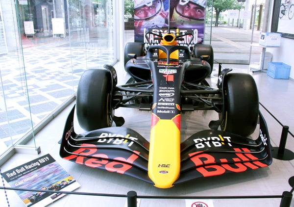 さくら市】間近に見られるスペシャルな機会！ JR氏家駅前に「F1