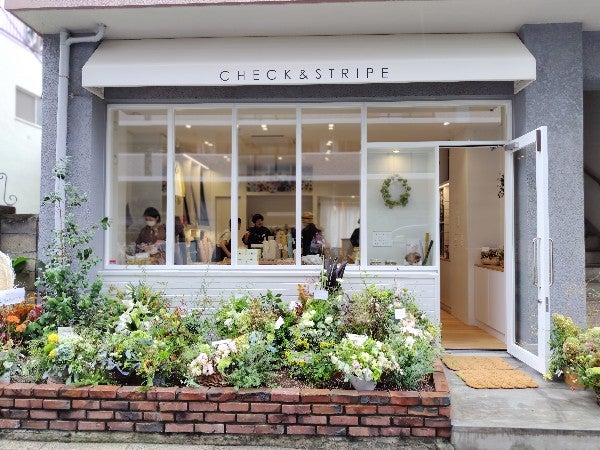 薬院】ソーイングファン必見！「CHECK＆STRIPE」の直営店オープン♪ | リビングふくおか・北九州Web