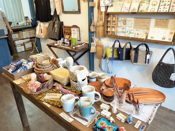 三鷹】地球にやさしいこだわりの雑貨屋さん「RURIKARA堂（るりからどう