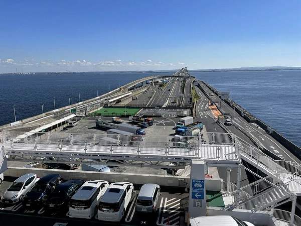 千葉県誕生150周年記念「東京湾アクアライン裏側特別探検ツアー」に参加！＠海ほたるＰＡ | リビング千葉Web