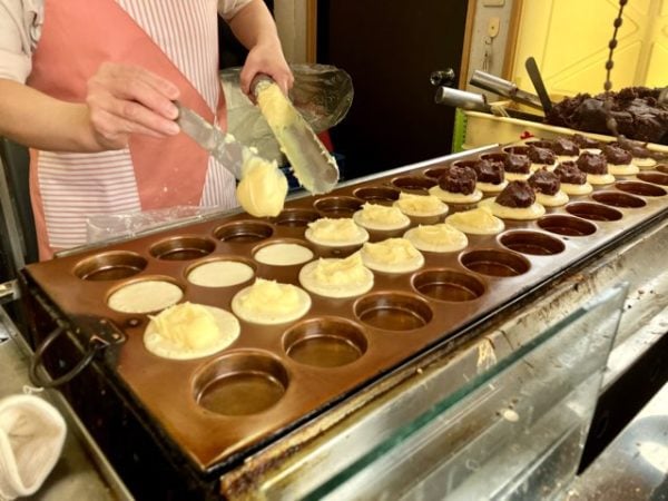 十勝産小豆たっぷりのあじまん＆たこ焼きたこポンを食す！季節限定店