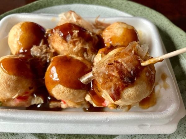 十勝産小豆たっぷりのあじまん＆たこ焼きたこポンを食す！季節限定店