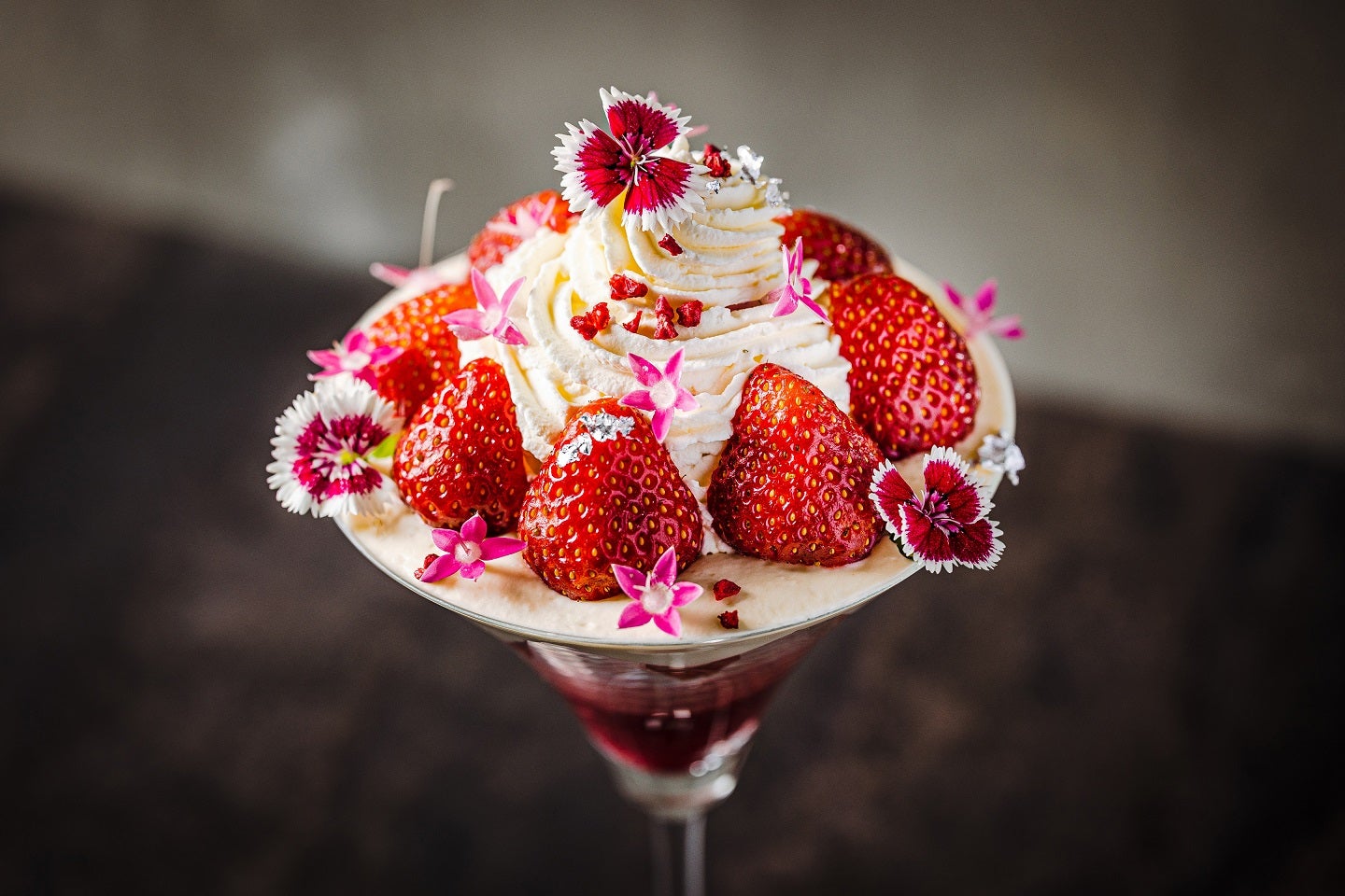 いちごパフェ☆デニムリメイクチャーム☆お取り置き いちごパフェ様