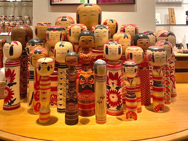 日本のこけしコレクション 木製 多色 その他 （スウェーデン陶芸