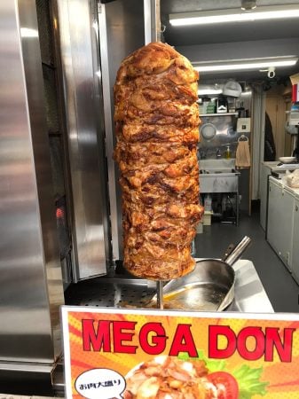 沼袋】ケバブの種類豊富!!MEGADON（お肉大盛り）も@GRAND KEBAB