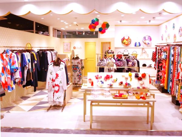 新品 ふりふ × サンリオキャラクターズ　クロミ　浴衣　帯セット L コラボ 今年はサンリオの浴衣で夏を楽しもう！着物ブランド「ふりふ