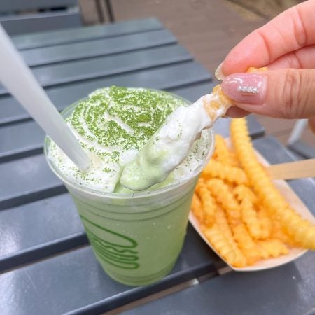 【夏休みセール】宇治抹茶ミルクミックス ハンバーガー 外苑前】期間限定で都内でも飲める！シェイク シャックの「宇治
