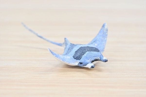 大阪】「海遊館オリジナルカプセルトイ木彫りフィギュア」を館内