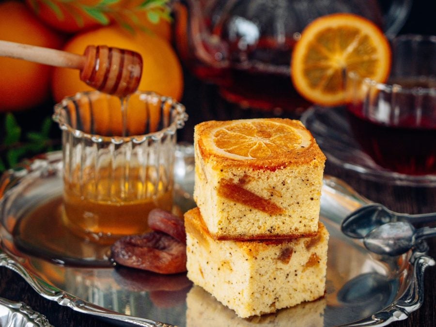 国立】ナッツとドライフルーツたっぷり！宝石みたいな熟成ケーキ「国立