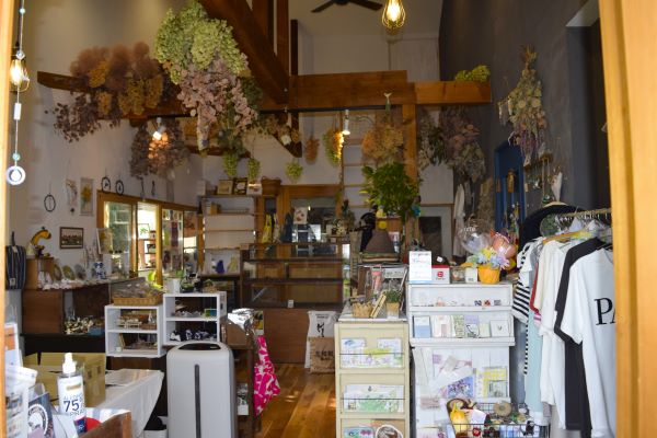 西区櫨谷】宝物に出逢えるかも♪オーナーと作家の想いが詰まった