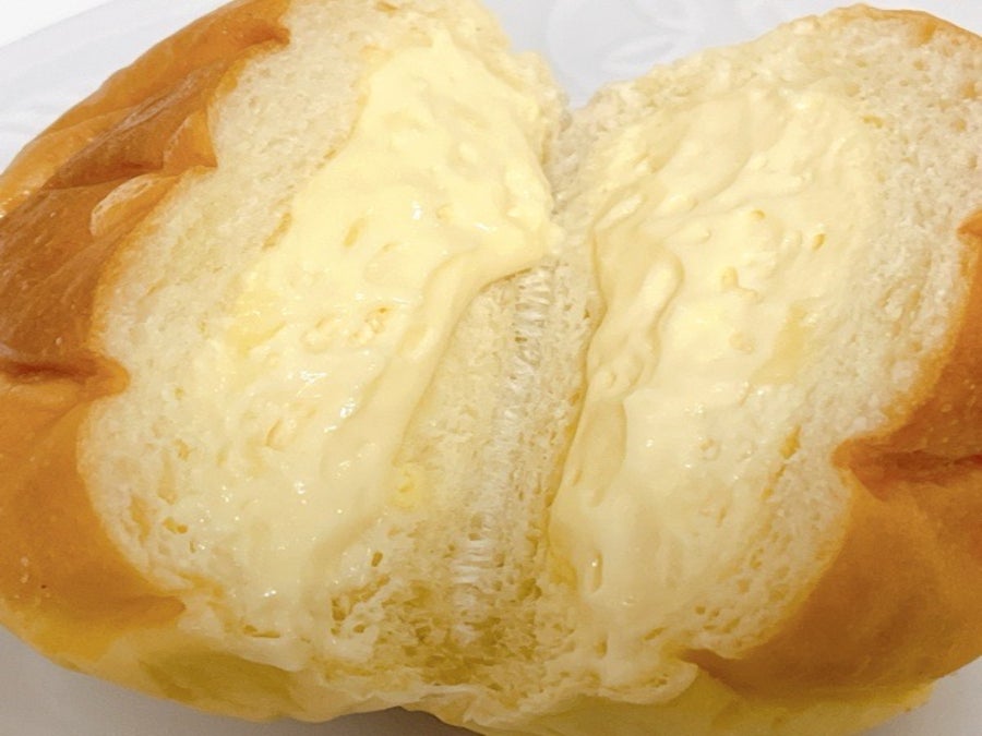 川口鳩ケ谷】夏限定クリームパン登場！！ふんわりパン生地にたっぷり