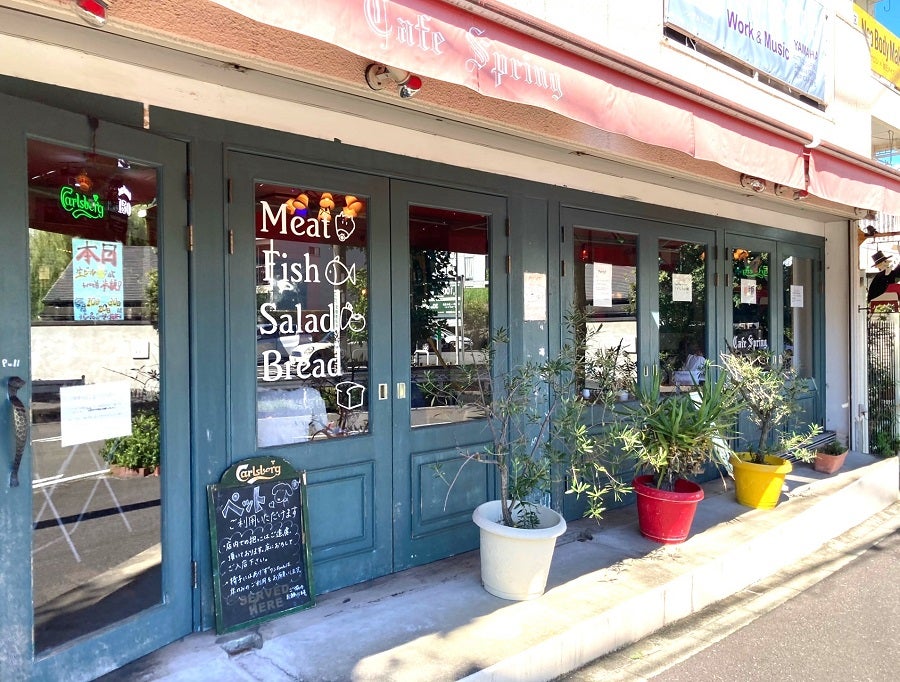 江田】熱々のスコーンにはクロテッドクリームをご一緒に♪｜世界の