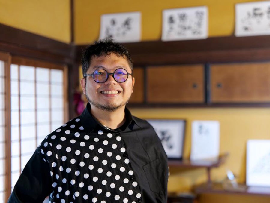 癒し♪happy書家いち咲さんのアトリエ兼『現在美術館in松山三津