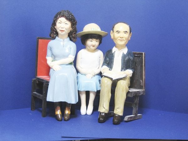 紙粘土で作る小さな肖像人形｜リビングカルチャー倶楽部 | リビング静岡Web