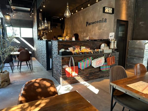 本当に西東京！？インダストリアルなおしゃれカフェ「パラコニア