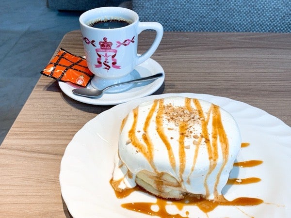 東北初上陸！こだわりの珈琲にふわふわパンケーキ「さかい珈琲 蔵王