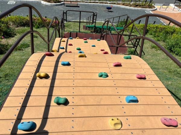 見沼区】ロッククライミング遊具が楽しい！「中川あいのや公園  