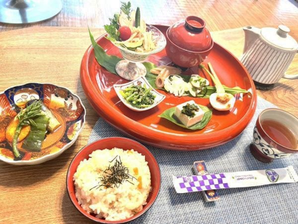 ボリューム満点！多摩エリアの目にもおいしい食事処・レストラン7選