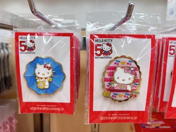 ハローキティ ピンバッジ コレクション 8個セット ハローキティ ピンバッジ コレクション 8個セット